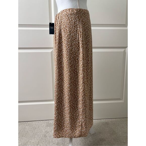 Floral Maxi Skirt in Brown - Picture 4 of 6